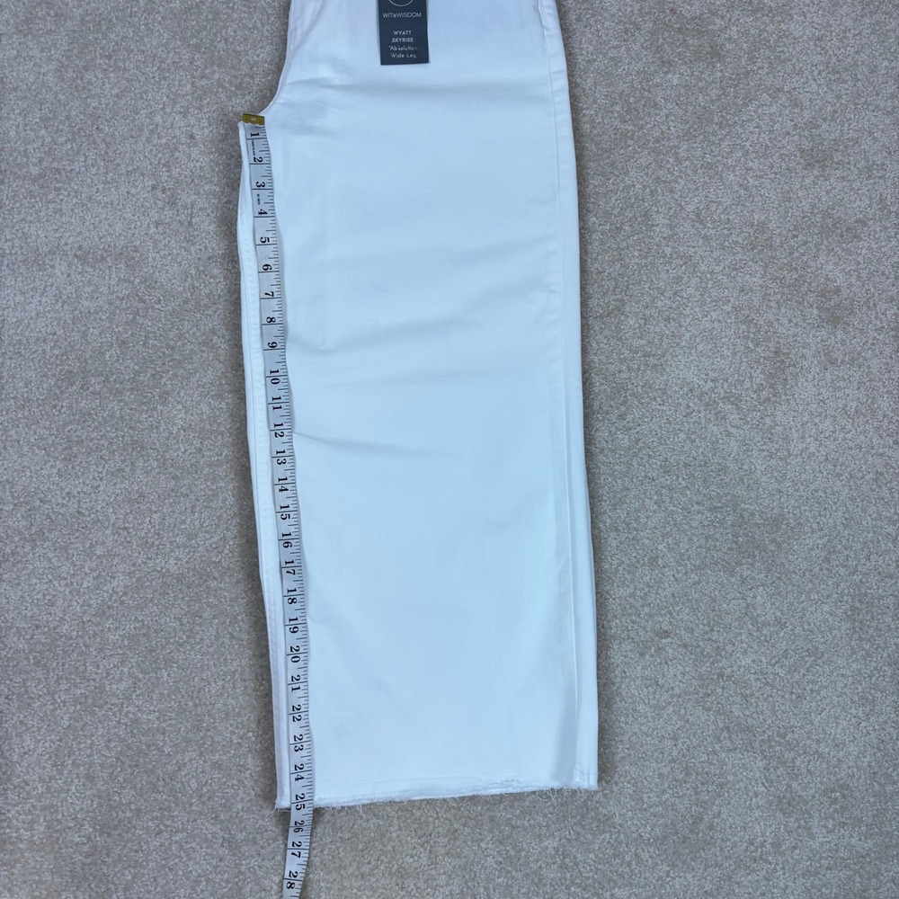 Wit & Wisdom White Wide Leg Crop Jeans 14p - Picture 9 of 10